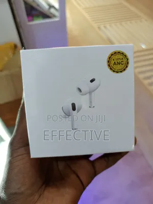 Apple AirPods Pro.