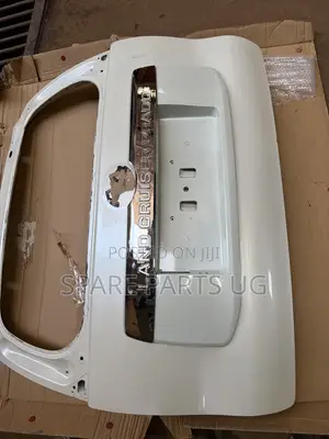 Landcruiser Prado FJ150 ( Kaweesi ) Rear Tailgate Boot