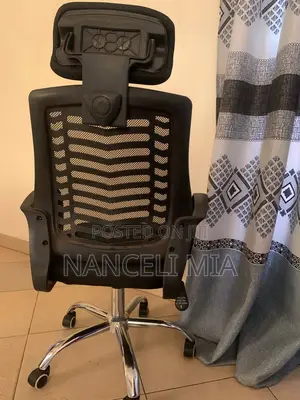 Ergonomic Office Chair With Headrest Excellent Condition Negotiable