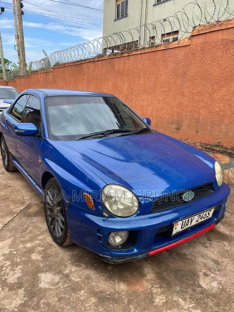 Subaru Impreza 2000 Blue