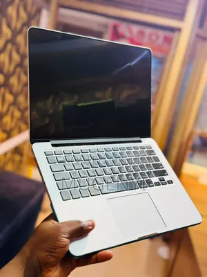 Laptop Apple MacBook Pro 2015 8GB Intel Core i5 SSD 128GB