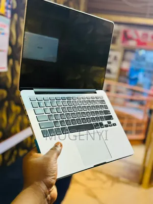 Laptop Apple MacBook Pro 2015 8GB Intel Core i5 SSD 128GB