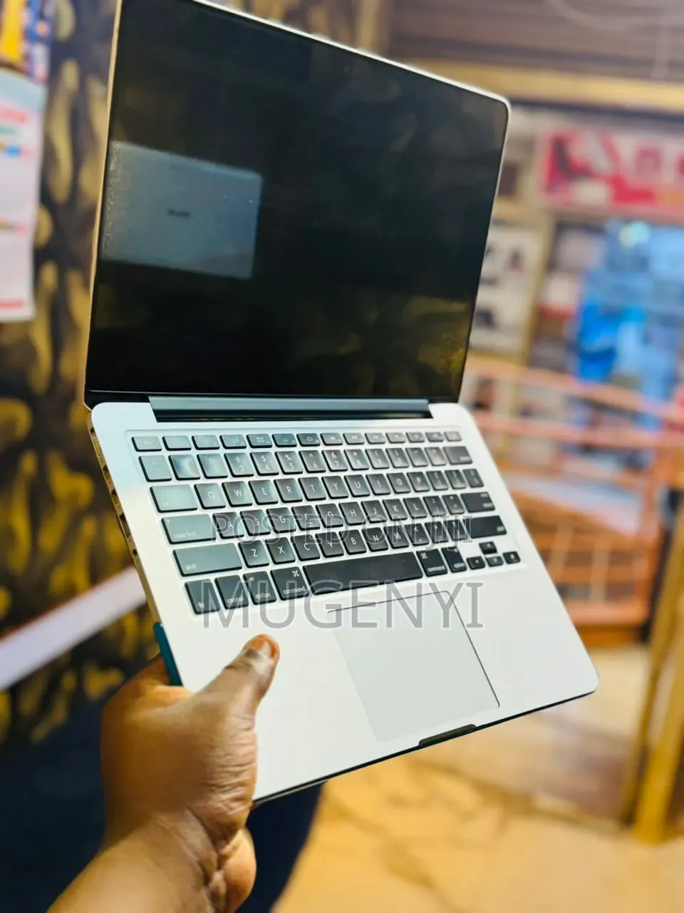 Laptop Apple MacBook Pro 2015 8GB Intel Core i5 SSD 128GB