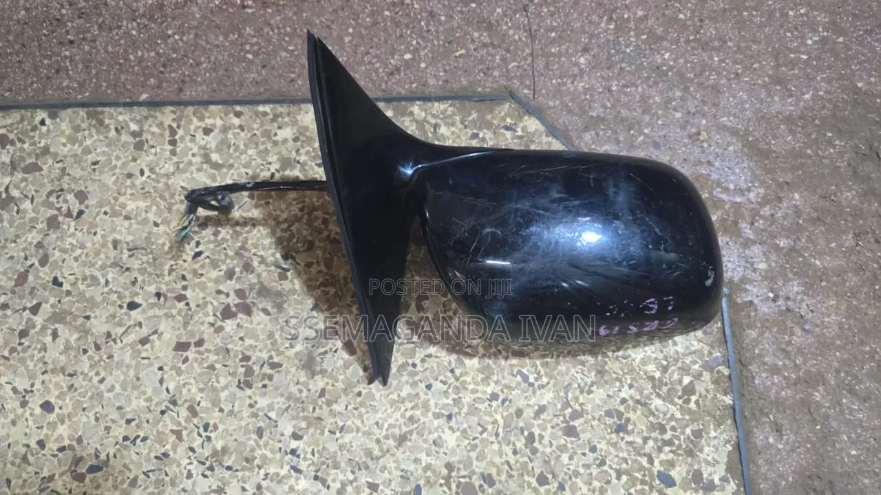 Toyota Crown GRS180 Original Side Mirror