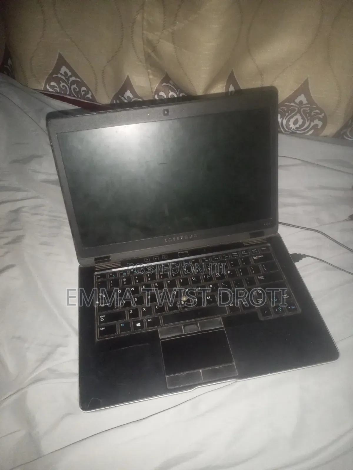 Laptop Dell Latitude 6430u 8GB Intel Core i7 SSHD+SSD 500GB