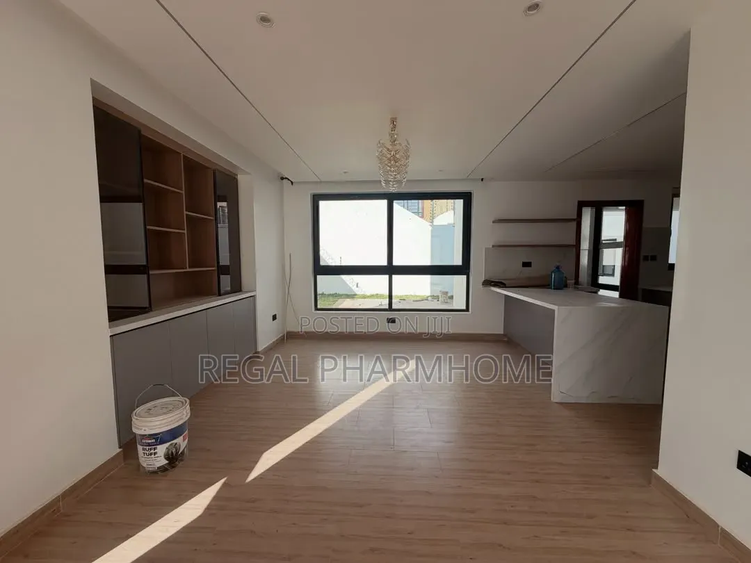 4bdrm Duplex in Kyanja, Central Division for sale