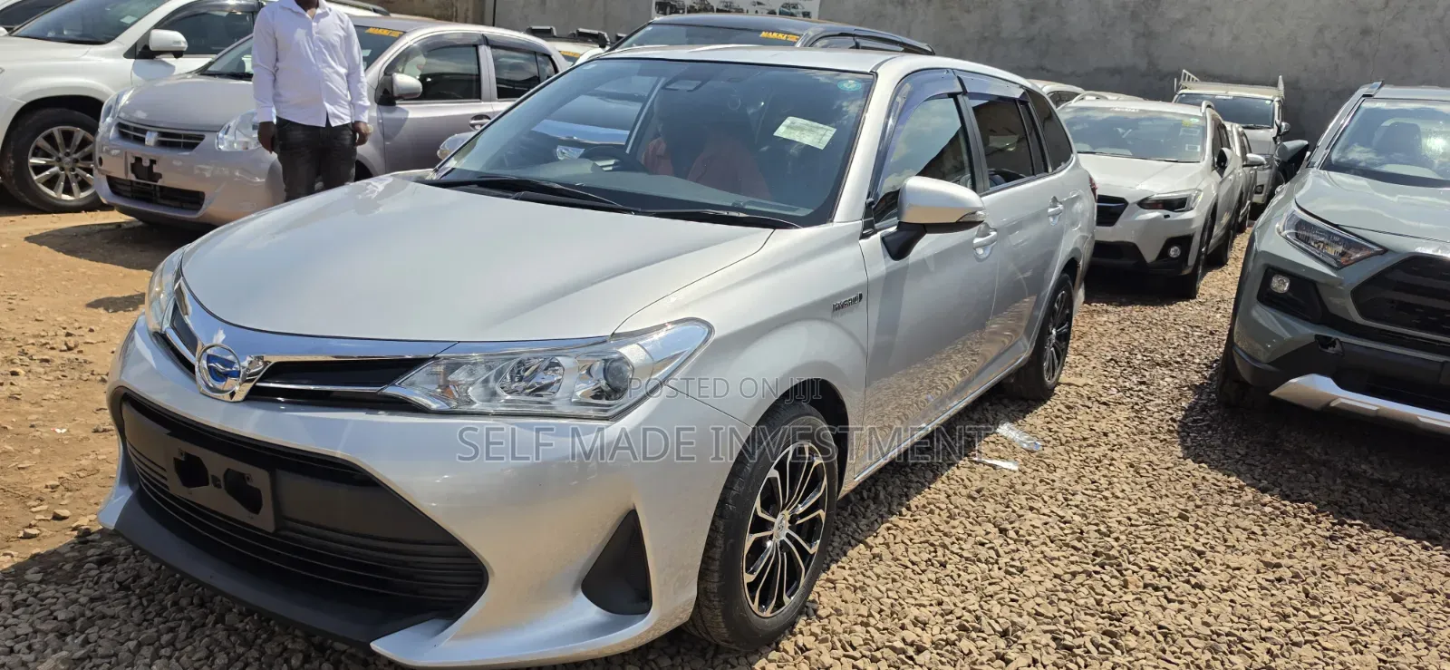 Toyota Corolla Fielder 2018 Silver