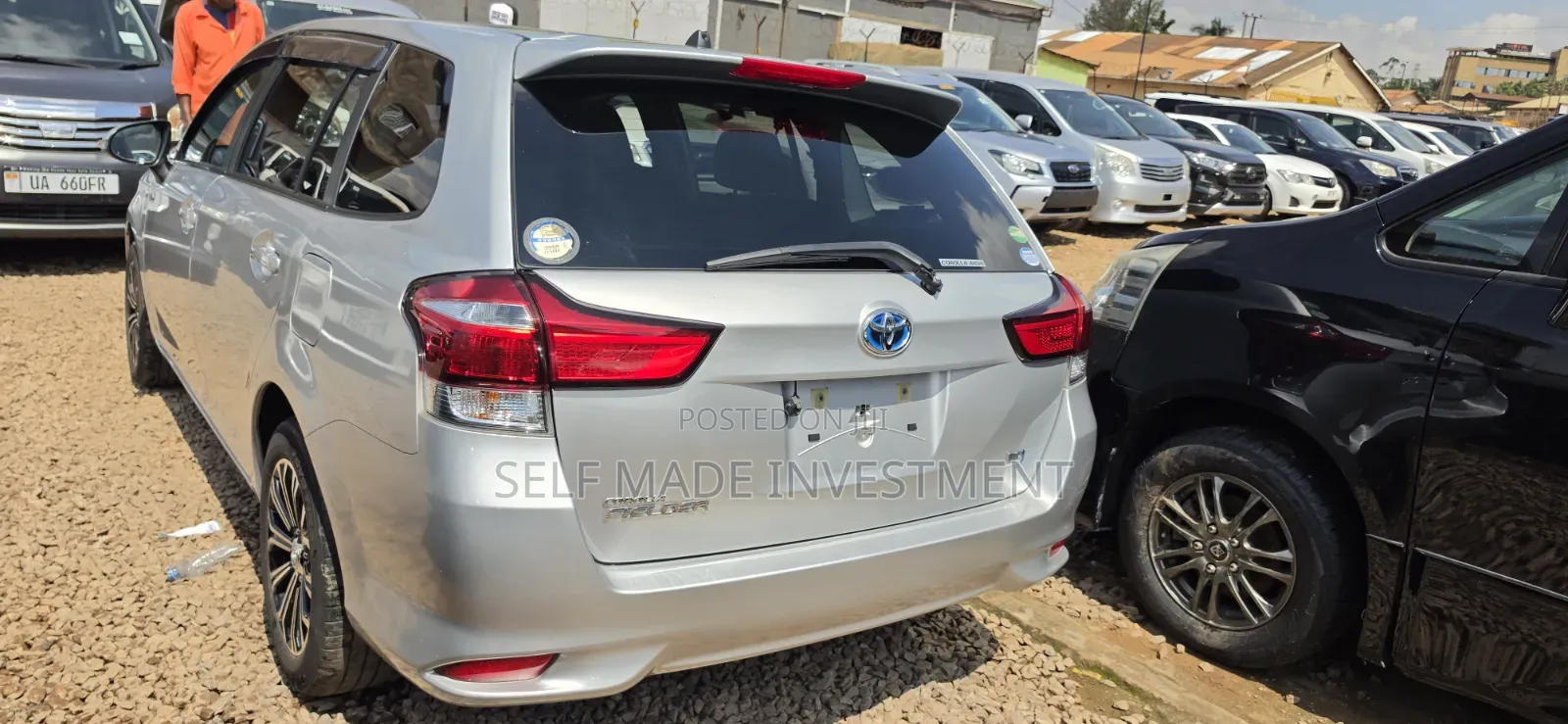 Toyota Corolla Fielder 2018 Silver