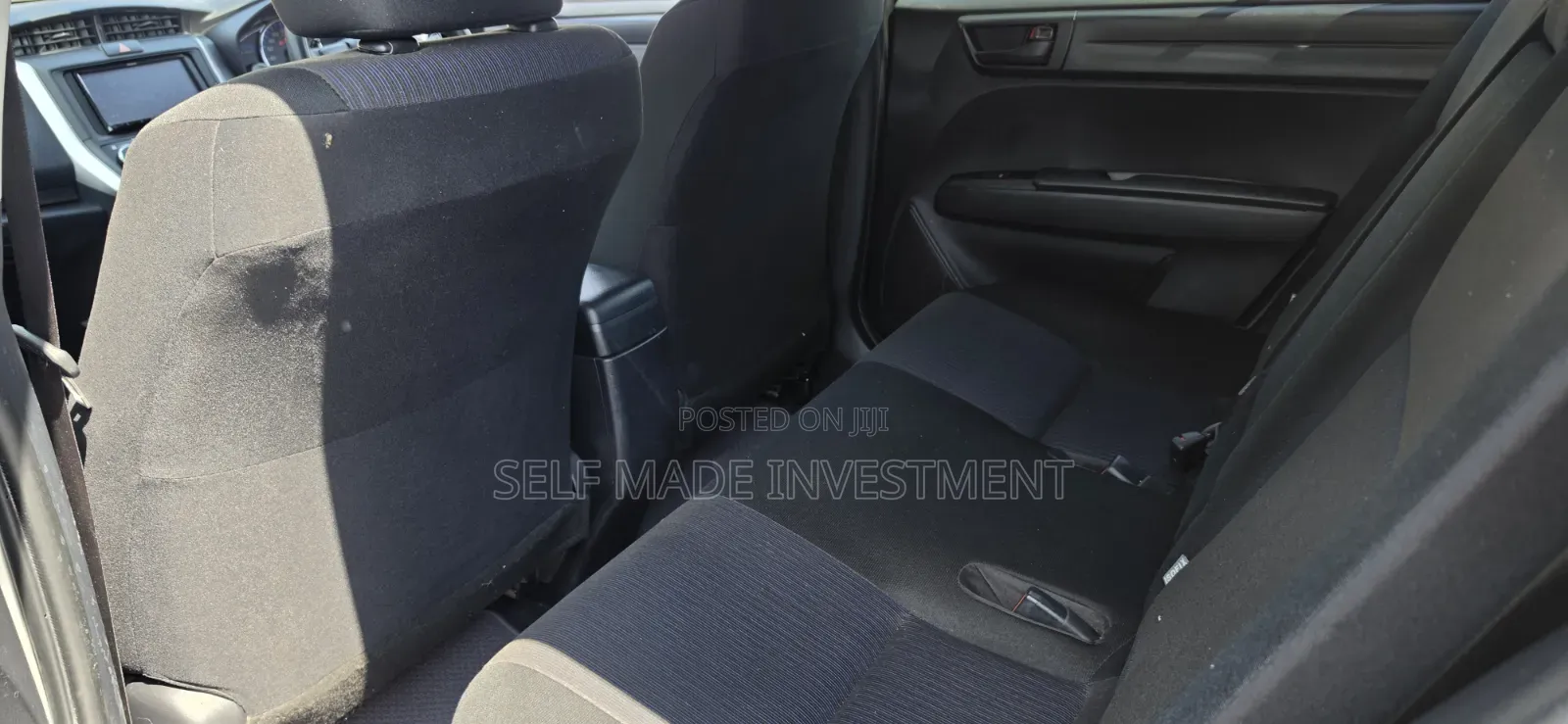 Toyota Corolla Fielder 2018 Silver