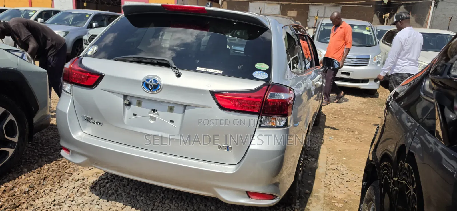 Toyota Corolla Fielder 2018 Silver