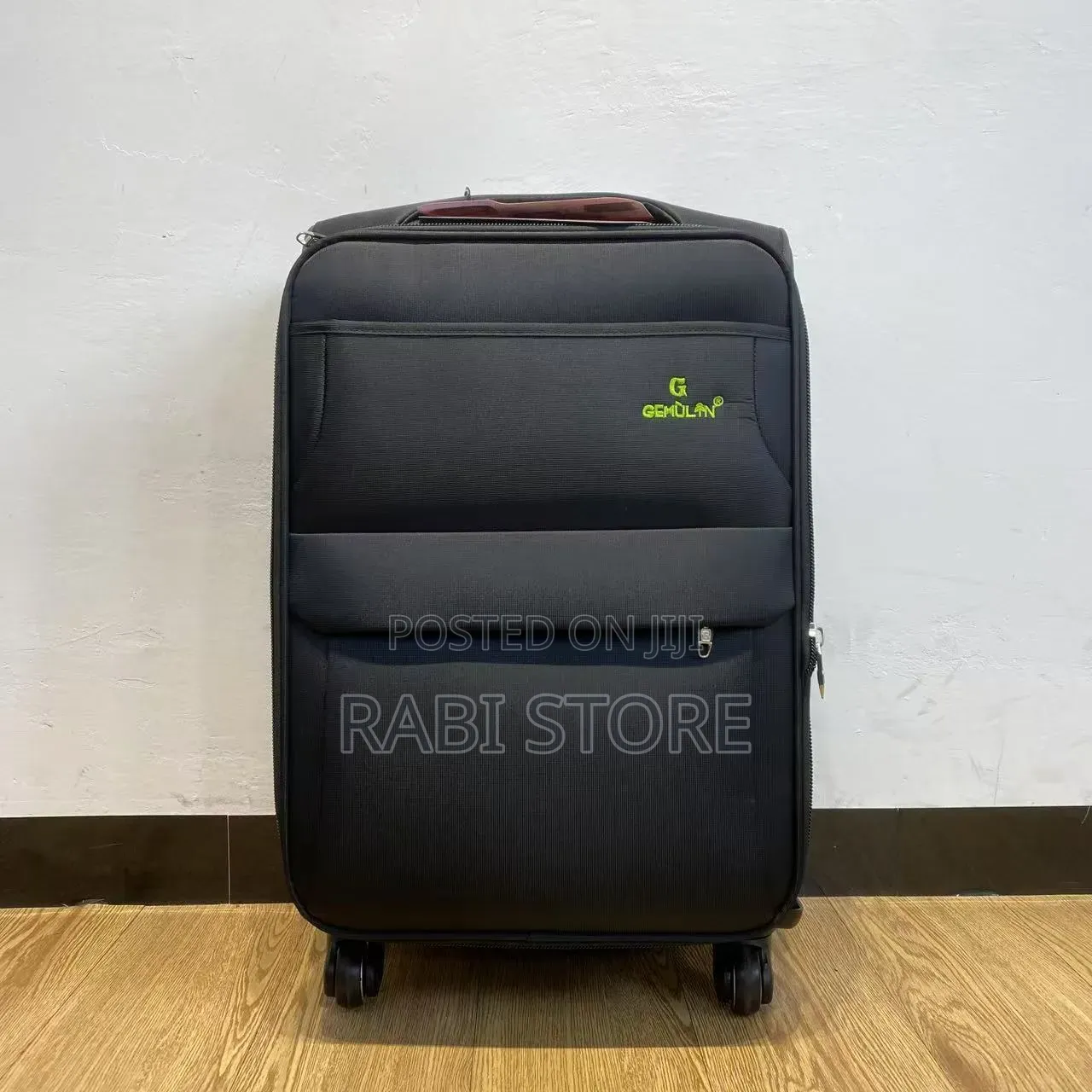 Medium Pous Suit Case , Black