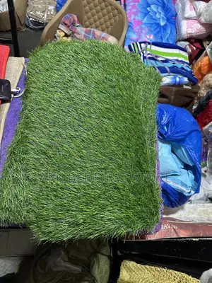 Green Grass-Like Door Mat