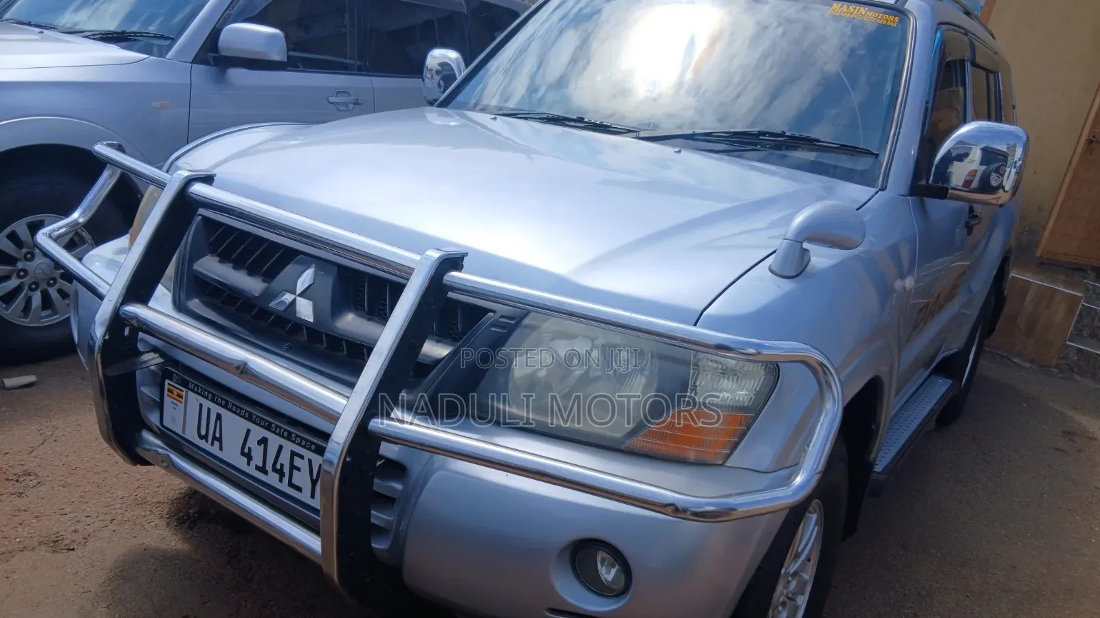 Mitsubishi Pajero 2004