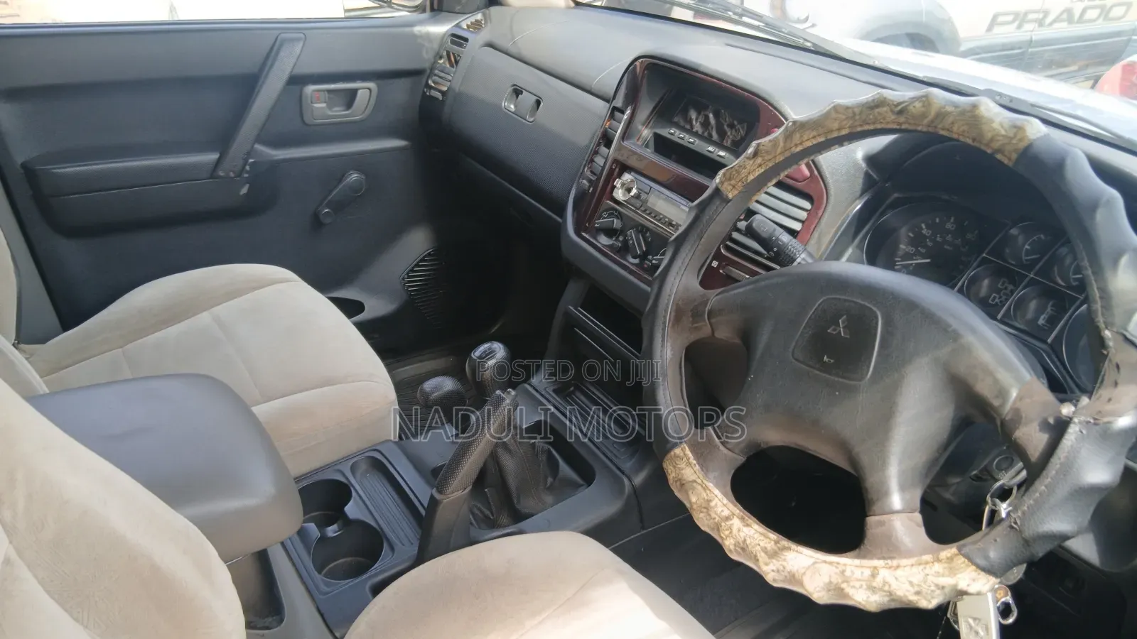 Mitsubishi Pajero 2004