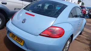 Volkswagen Beetle 2015 Blue