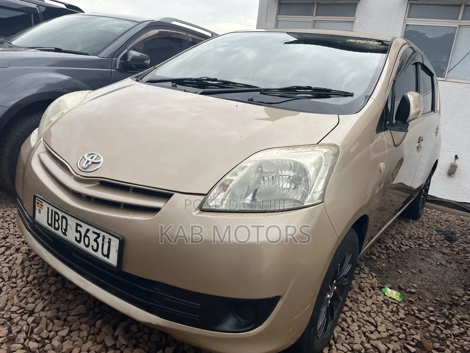 Toyota Passo Sette 1.5 AWD 2010 Gold