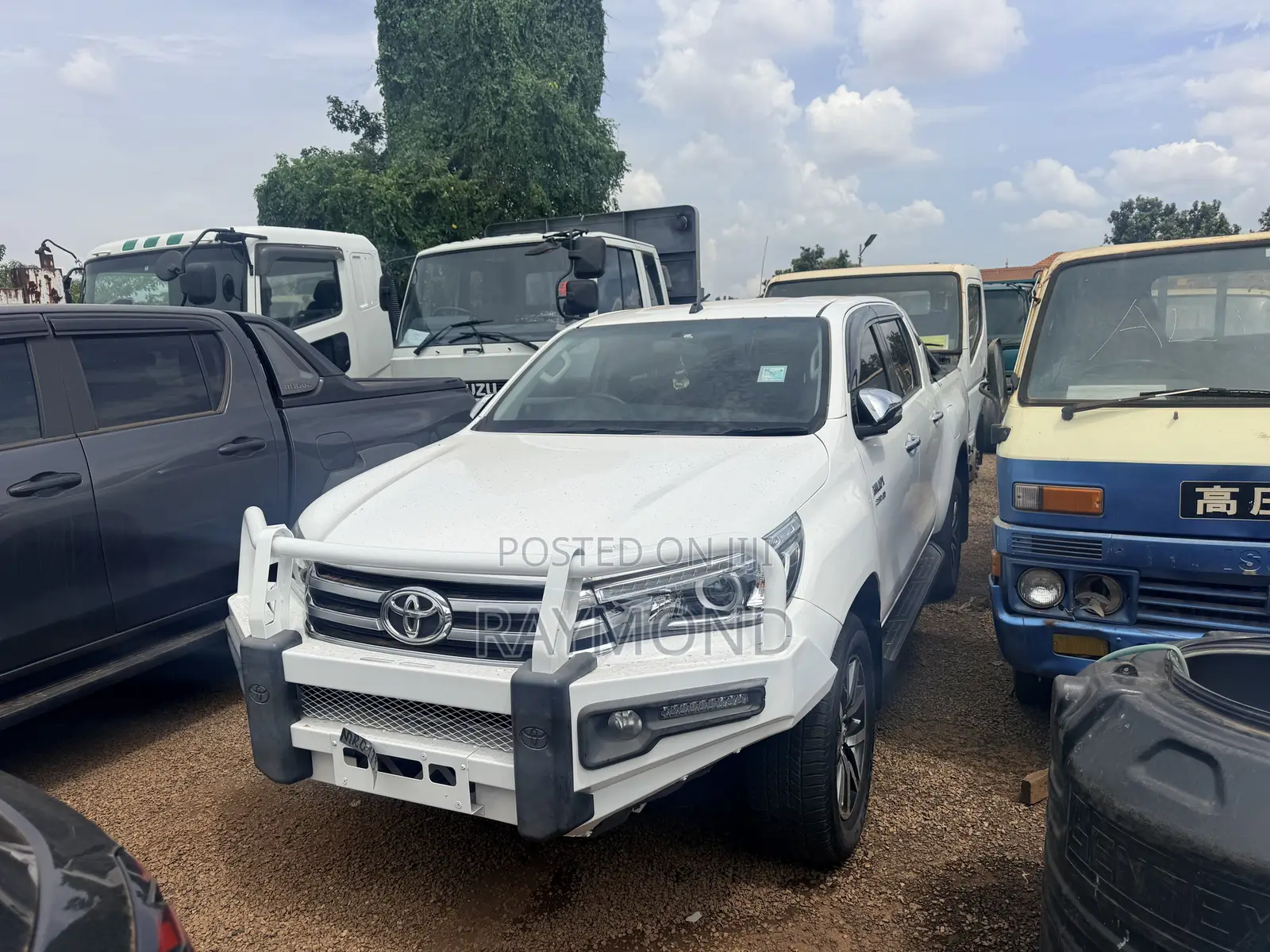 Toyota Hilux Revo Double Cab Deisel 2.8 AWD 2017 White