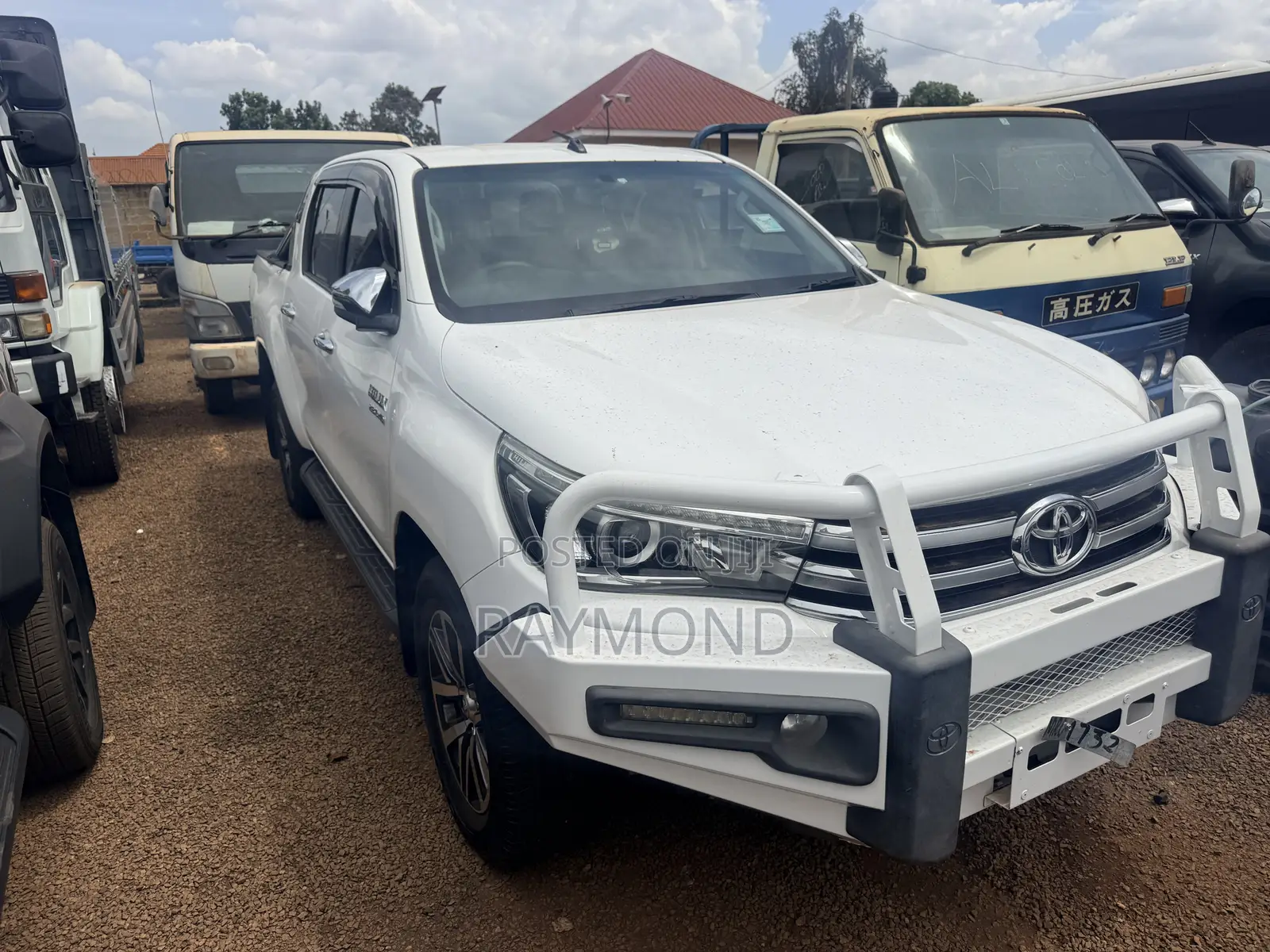 Toyota Hilux Revo Double Cab Deisel 2.8 AWD 2017 White