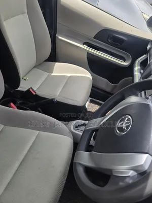 Toyota Aqua 2012 Gray