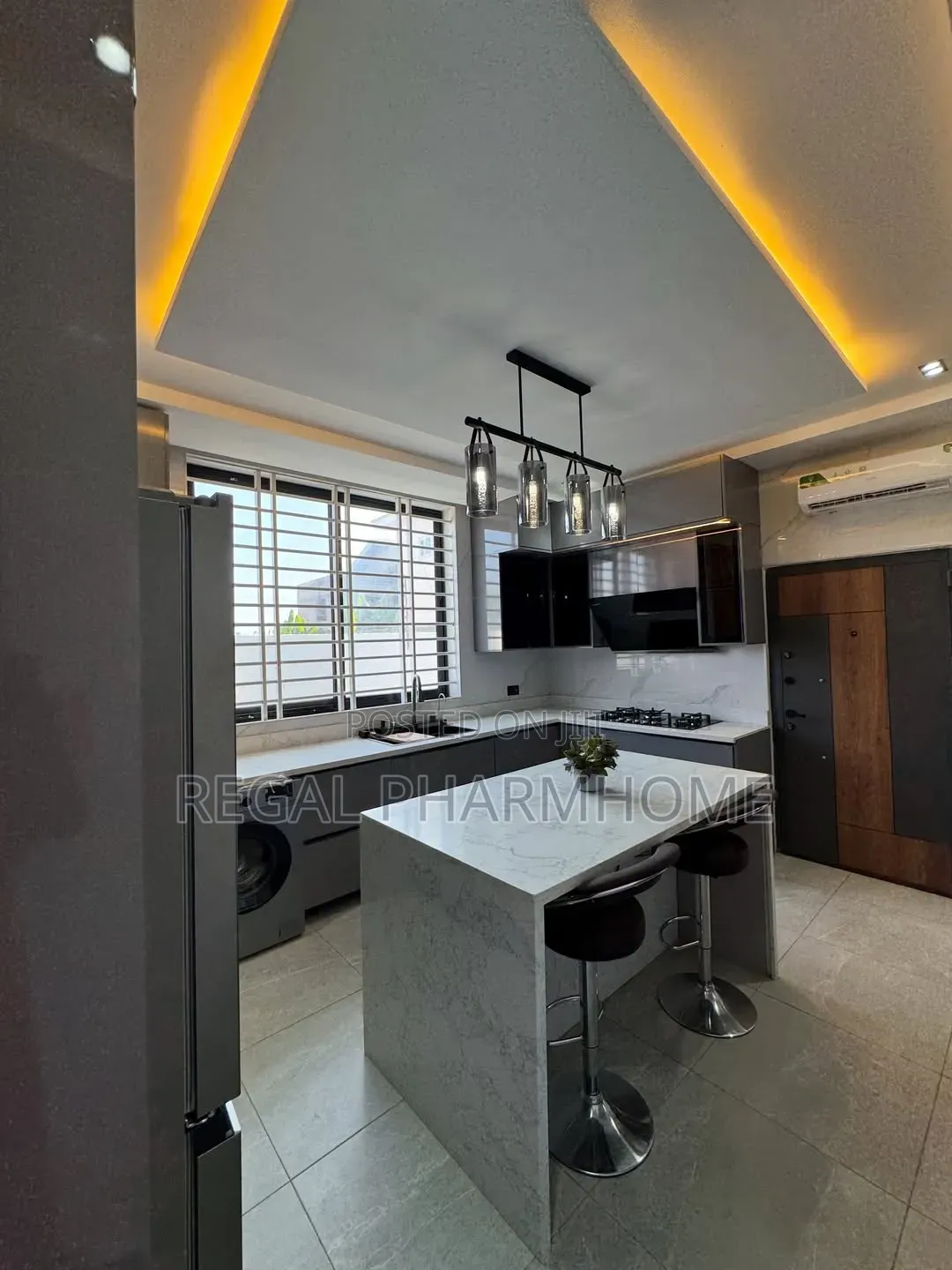 4bdrm Duplex in Kitende, Central Division for sale
