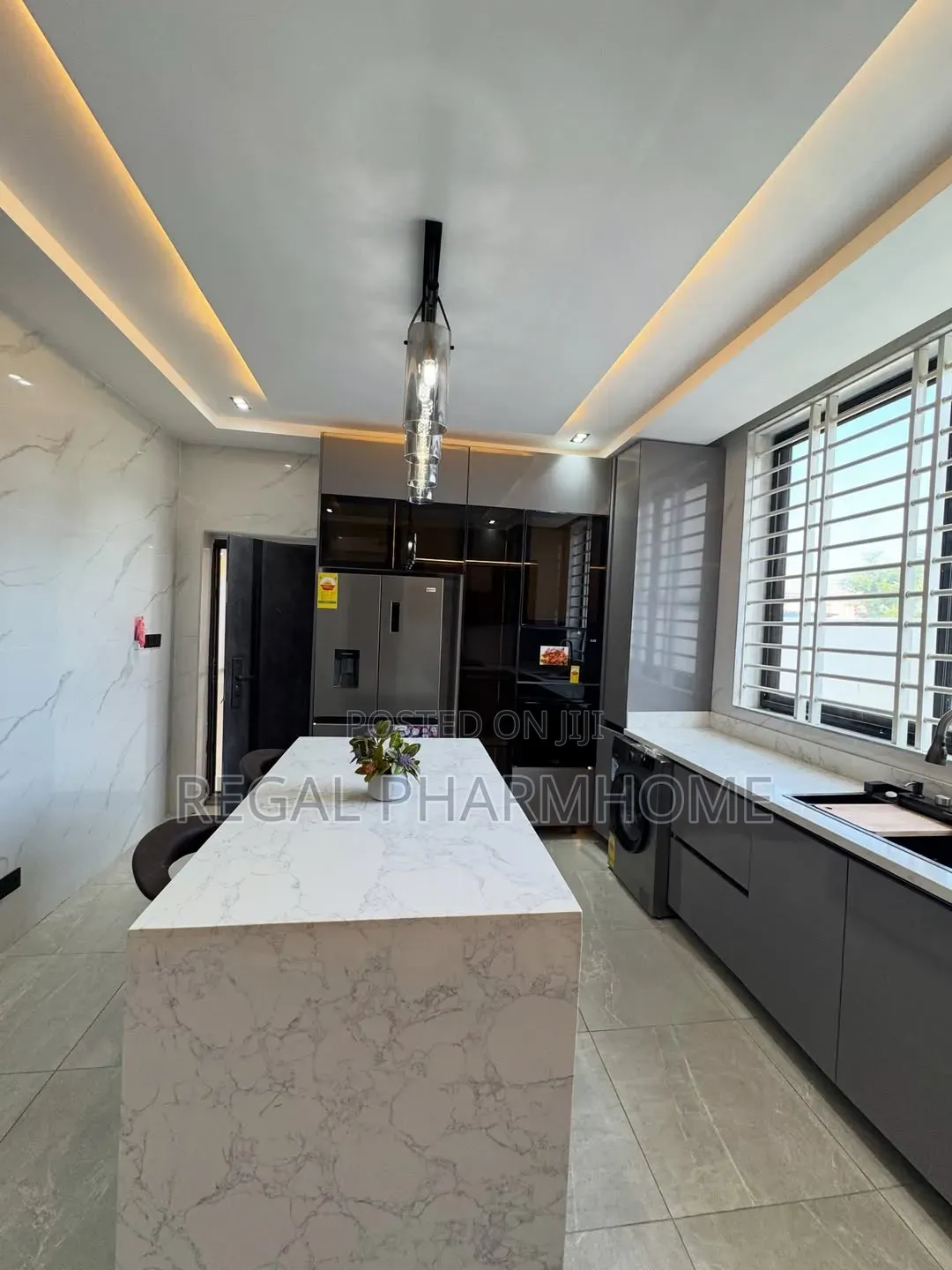 4bdrm Duplex in Kitende, Central Division for sale