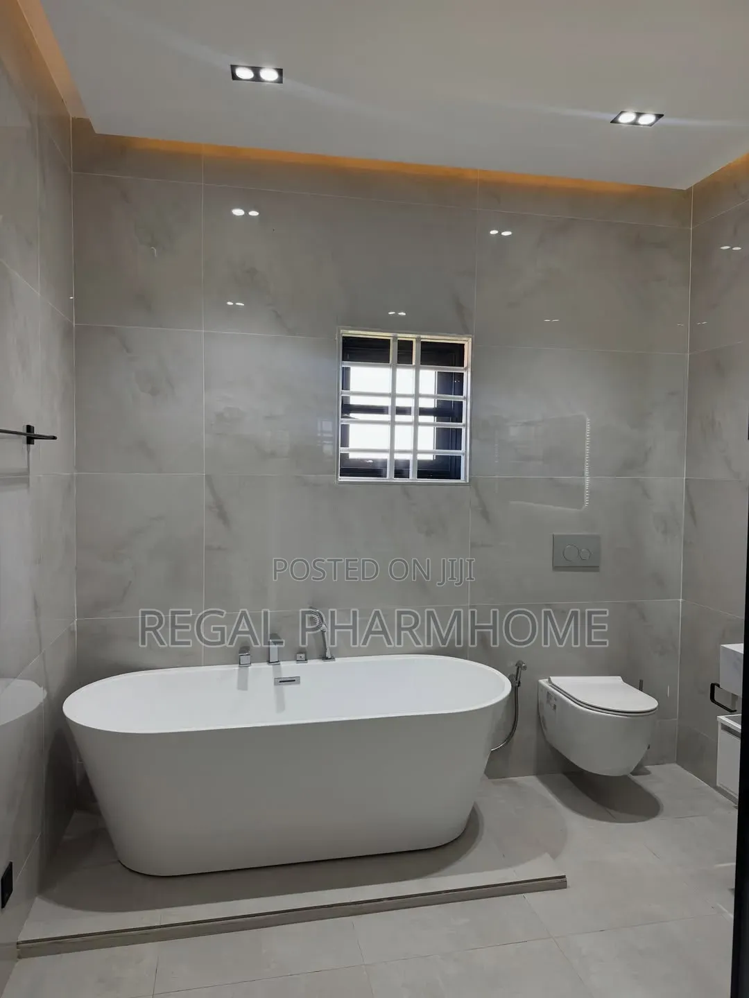 4bdrm Duplex in Kitende, Central Division for sale
