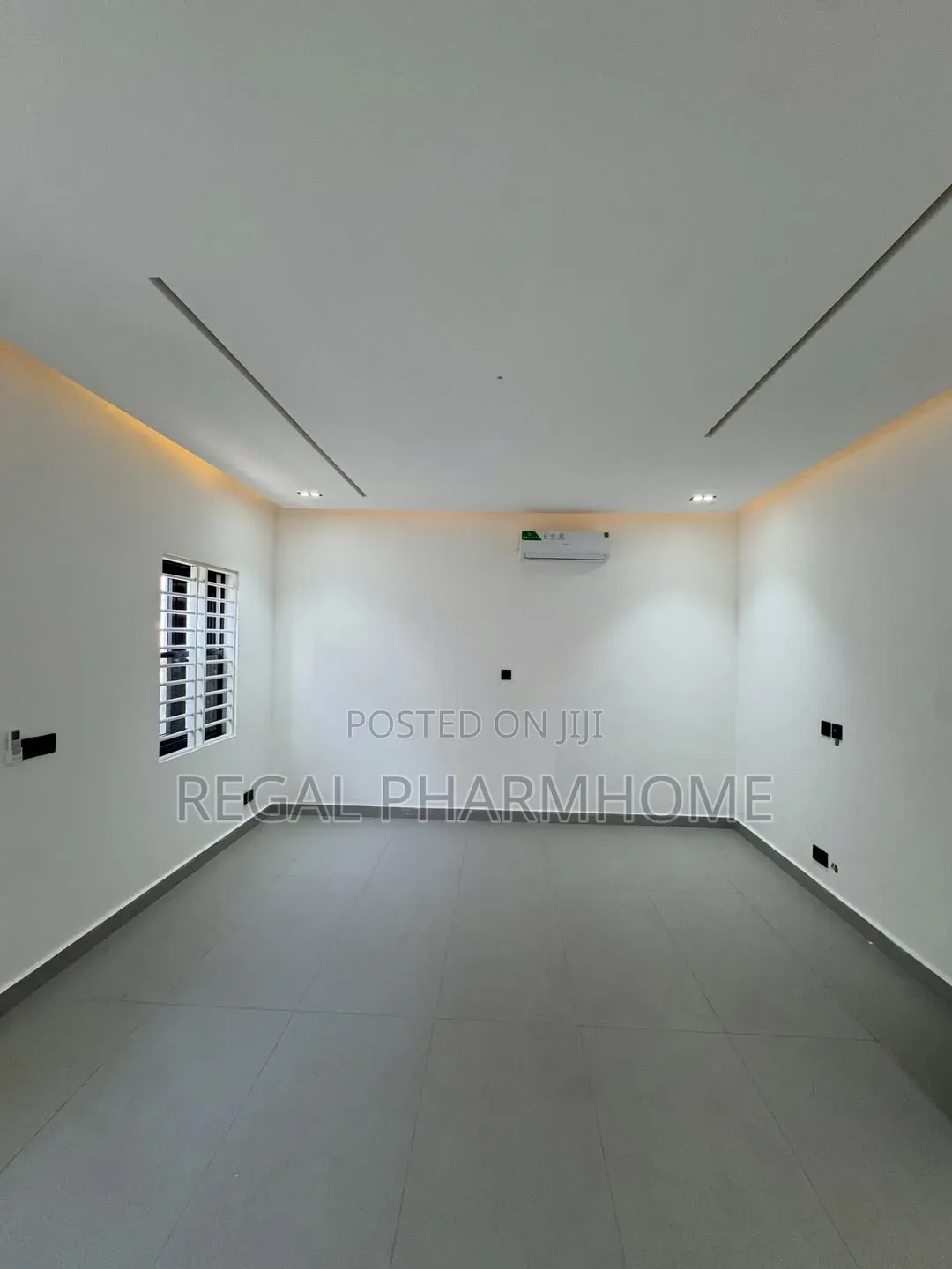 4bdrm Duplex in Kitende, Central Division for sale