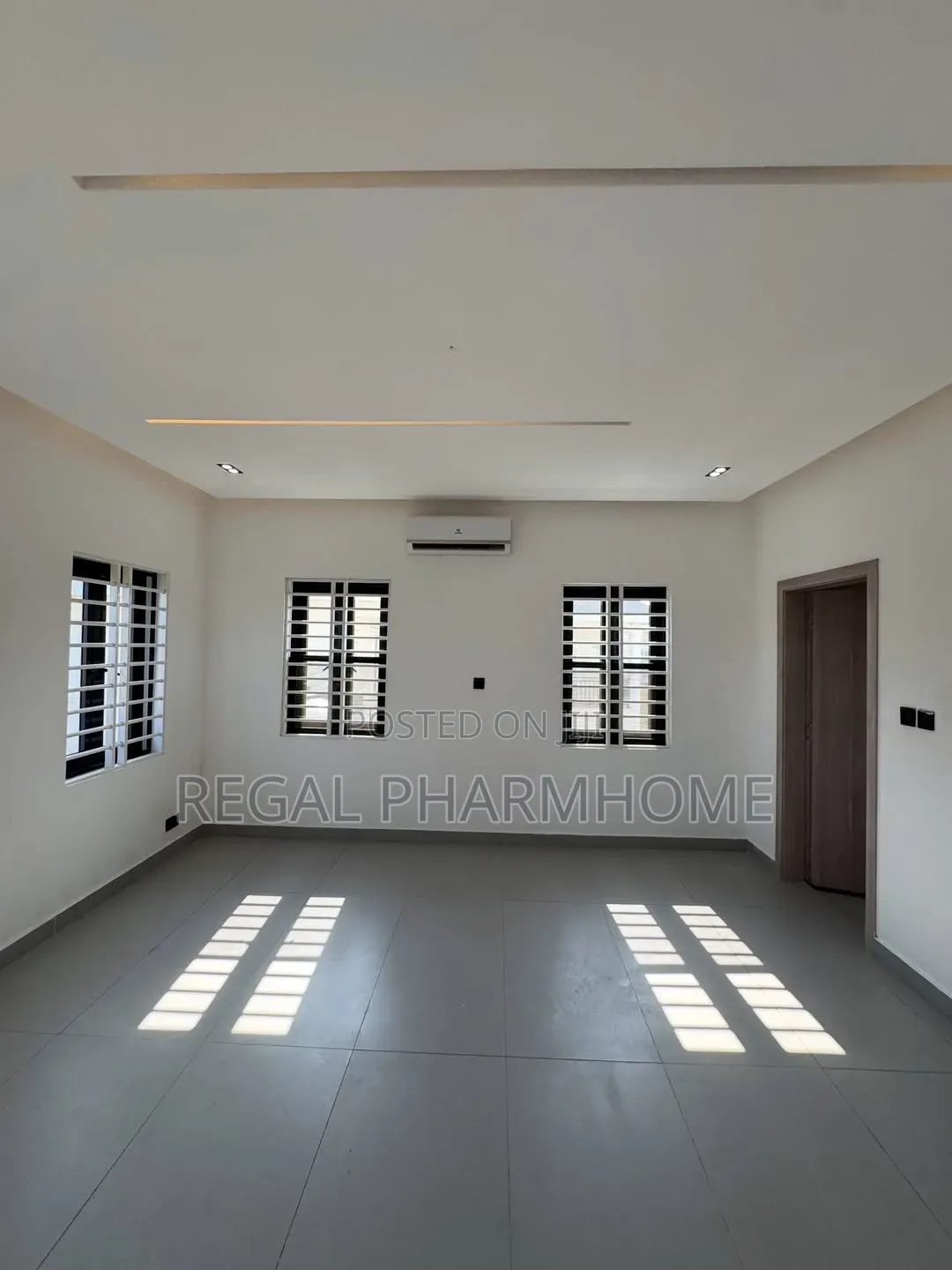 4bdrm Duplex in Kitende, Central Division for sale