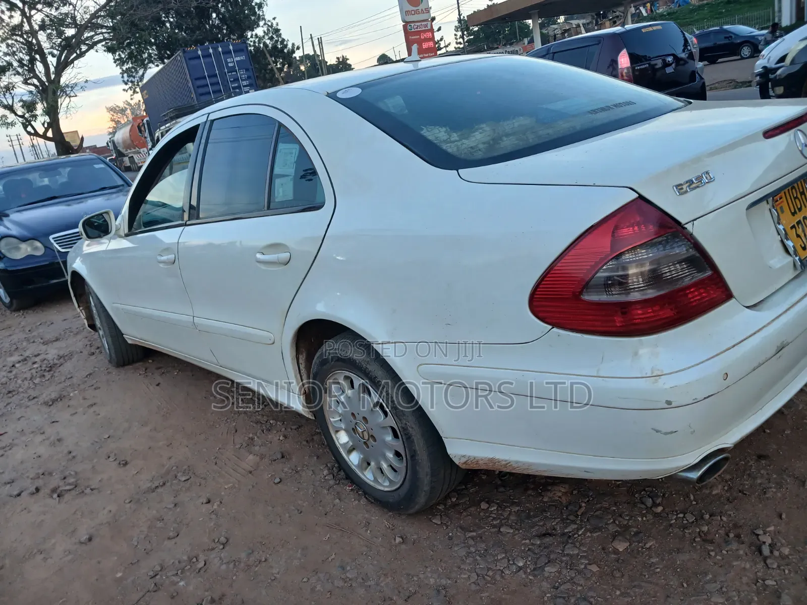 Mercedes-Benz E300 2009 White