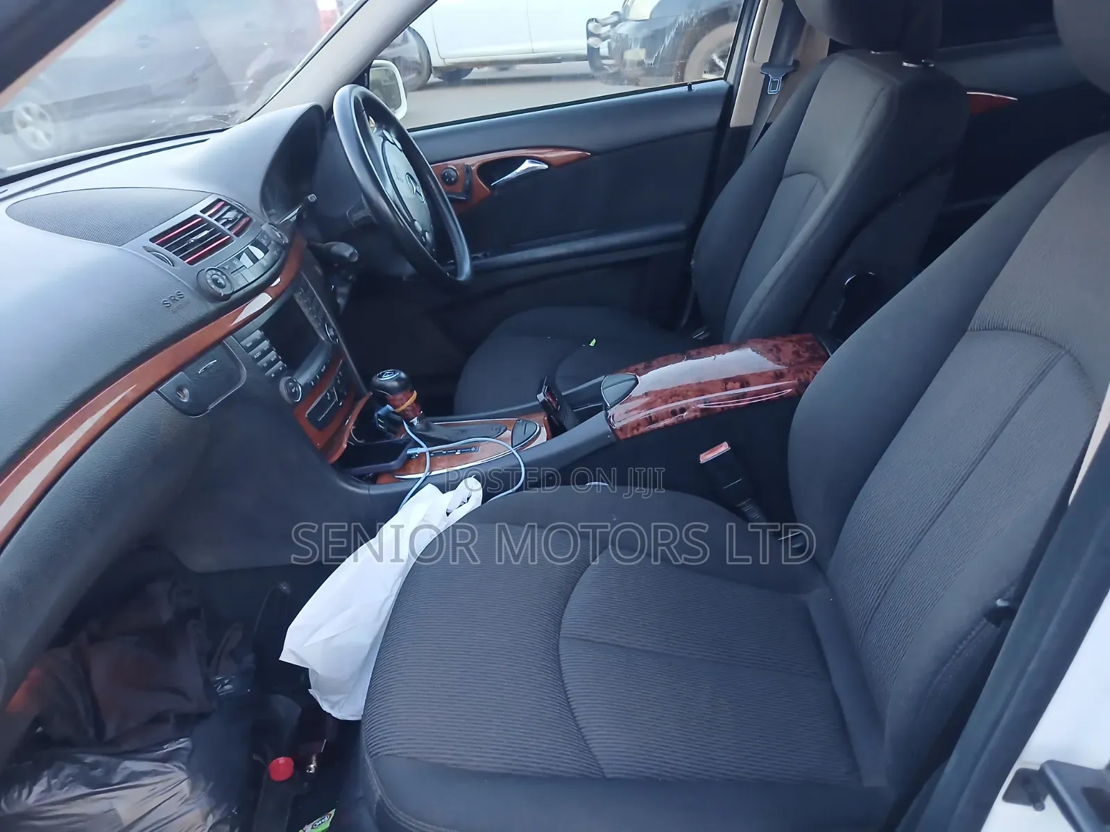 Mercedes-Benz E300 2009 White