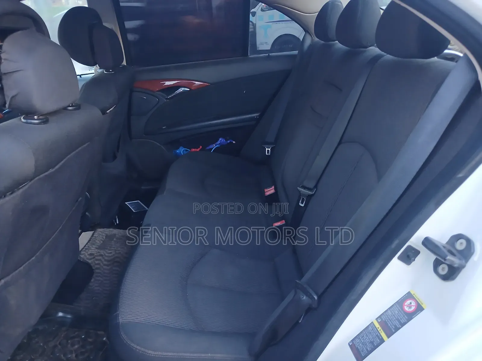 Mercedes-Benz E300 2009 White
