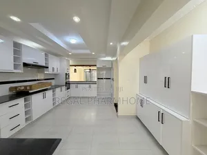 4bdrm Bungalow in Kira, Central Division for sale