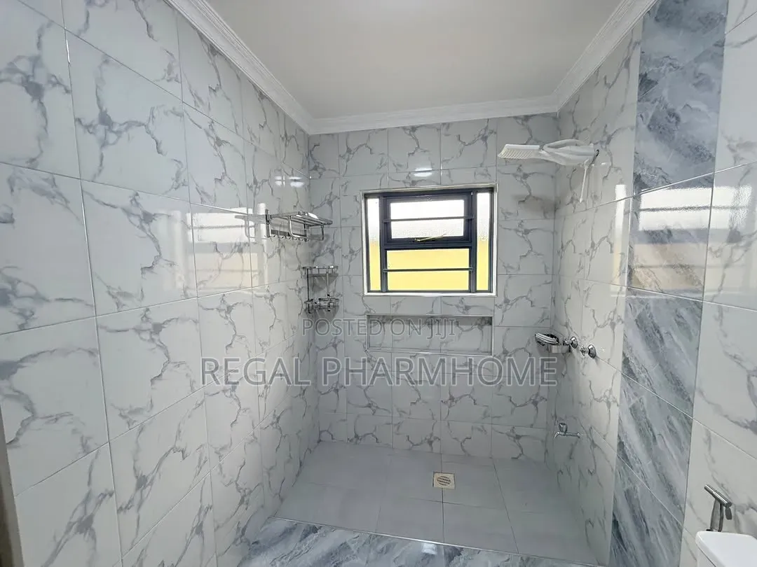 4bdrm Bungalow in Kira, Central Division for sale