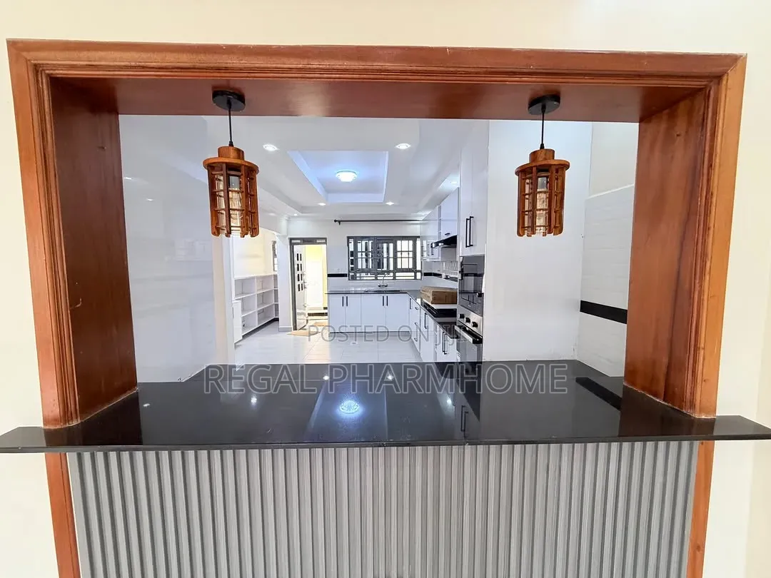 4bdrm Bungalow in Kira, Central Division for sale