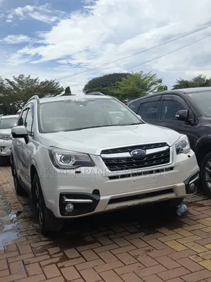Subaru Forester 2018 White