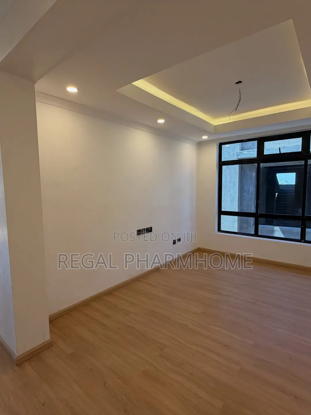 4bdrm Duplex in Kungu, Central Division for sale