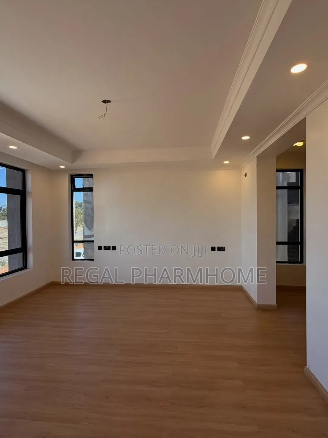 4bdrm Duplex in Kungu, Central Division for sale