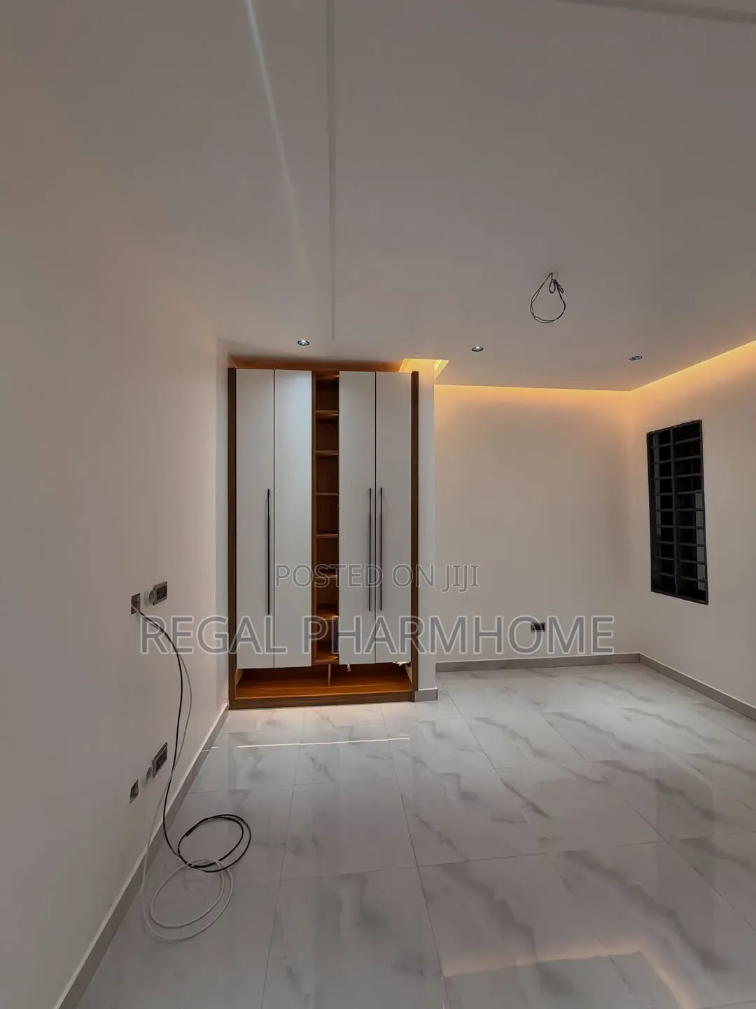 4bdrm Bungalow in Kira Mulawa, Central Division for sale