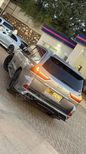 Lexus LX 570 (5 seats) AWD 2018
