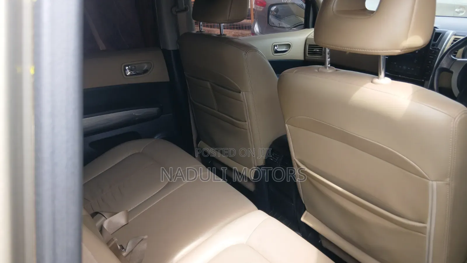 Nissan X-Trail 2.0 Petrol XE 2010 Gold