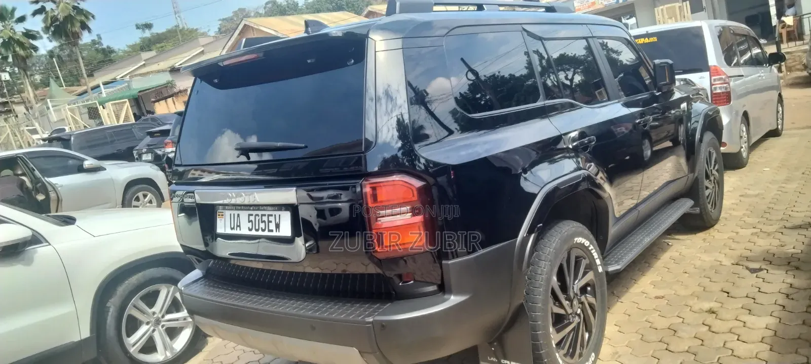 Toyota Land Cruiser Prado 2024 Black