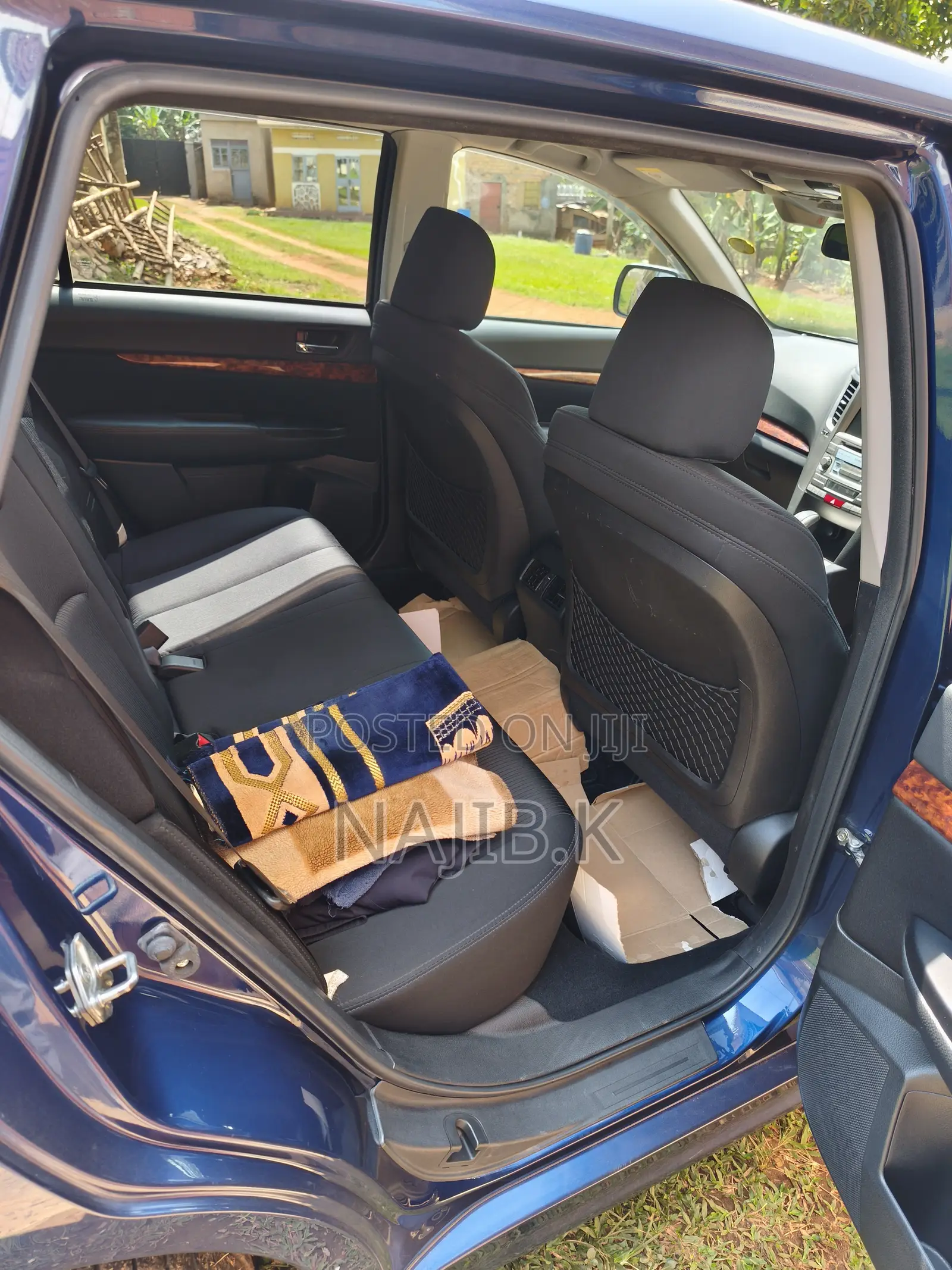 Subaru Legacy 2.5i 2011 Blue