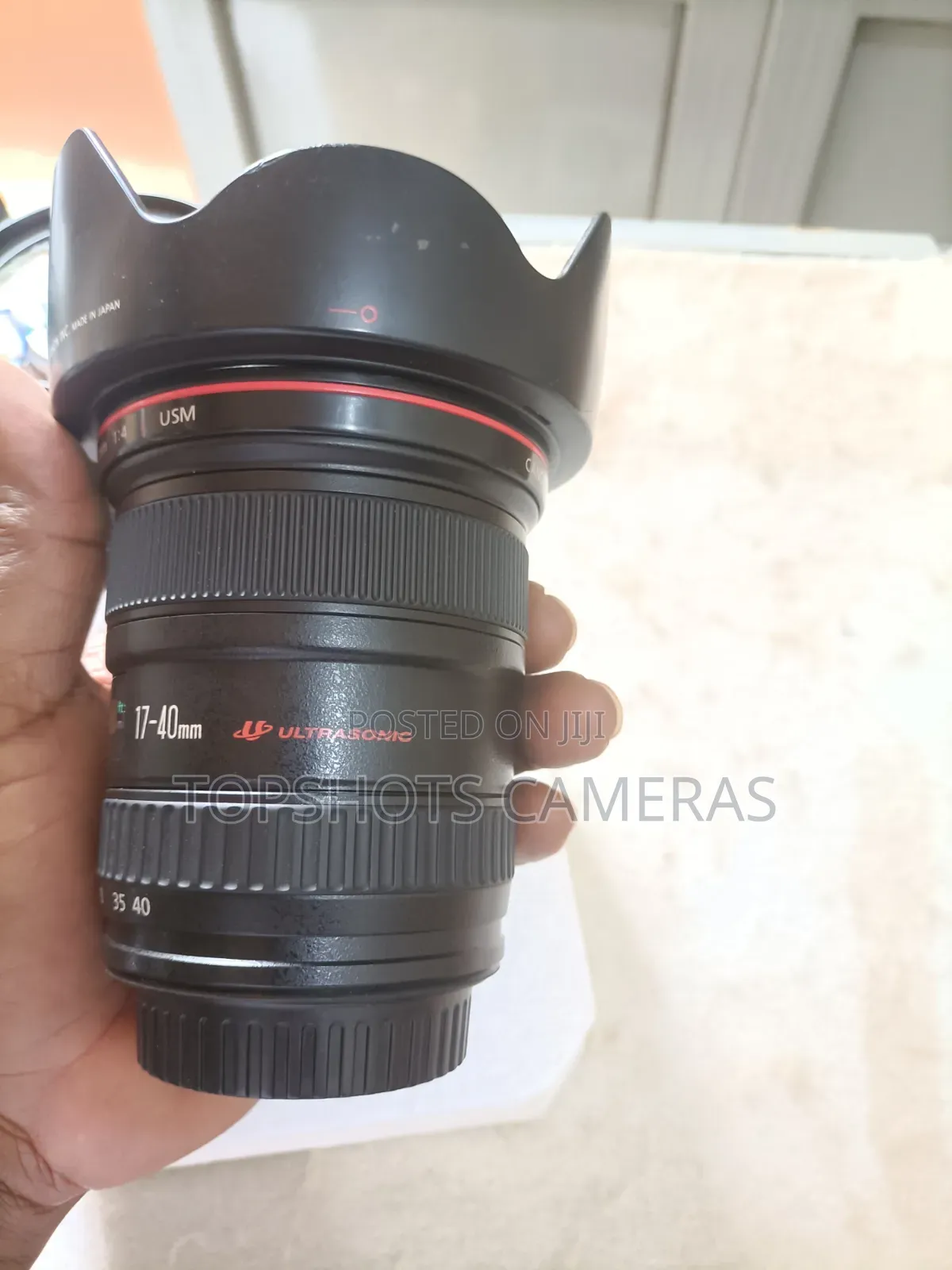 Canon EF 17-40mm Lens