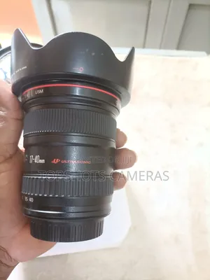 Canon EF 17-40mm Lens