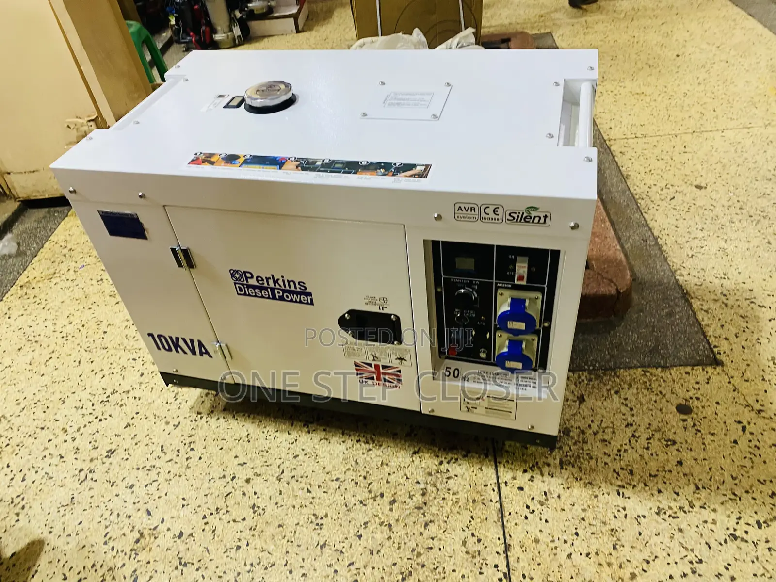 10KVA Perkins Silent Generetro