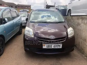 Toyota Passo Sette 2009 Burgundy