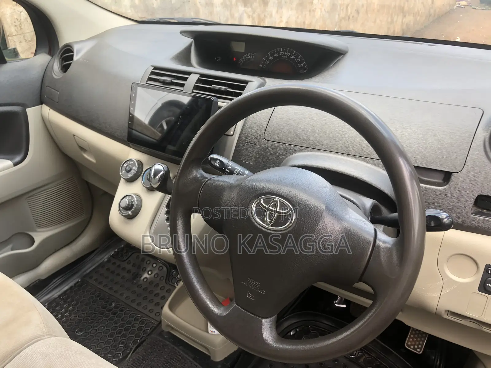Toyota Passo Sette 2009 Burgundy