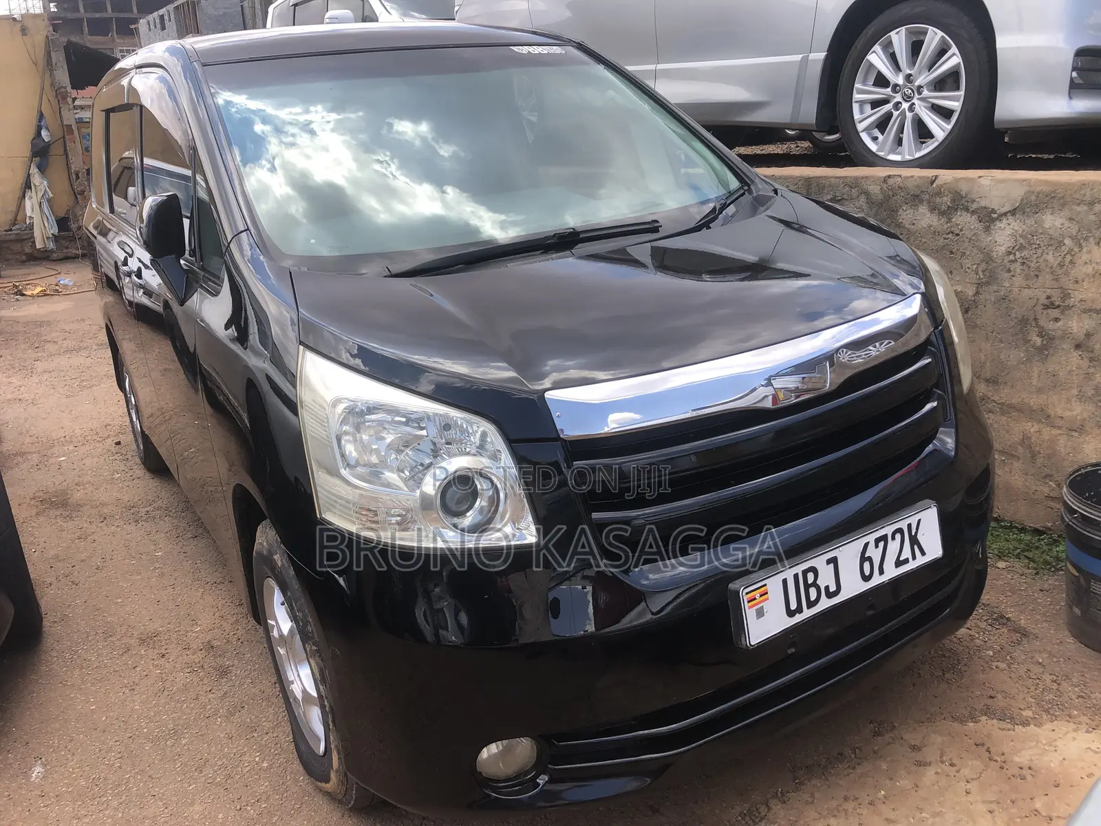 Toyota Noah 2008 Black