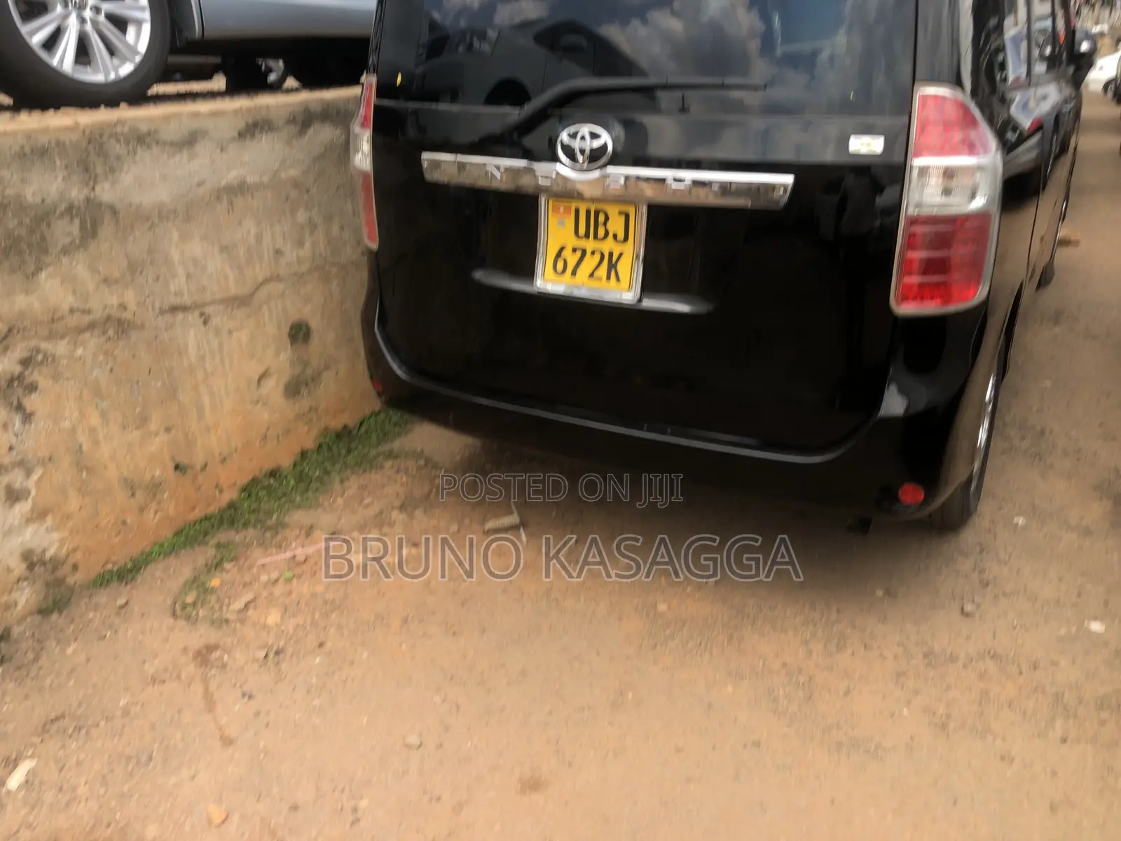 Toyota Noah 2008 Black