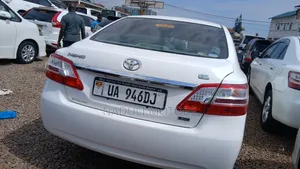 Toyota Premio 1.8 FWD 2011 White